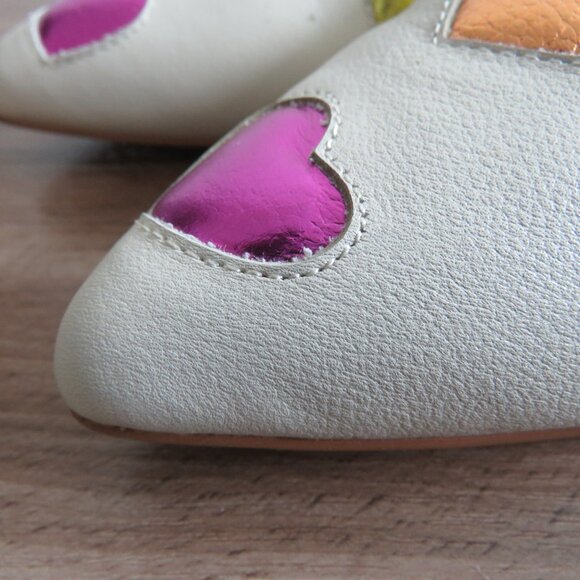 KURT GEIGER Otter Love White Rainbow Heart Flat Mules in Bone Leather Sz US 7 - Picture 4 of 13